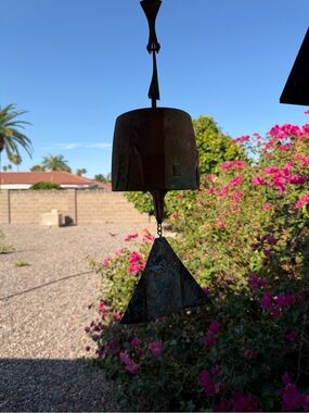 Gorgeous Paolo Soleri Wind Bell Large